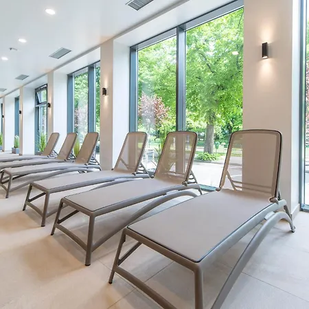 A215 - Parking Bawialnia Basen Fitnes W Cenie - Nadmorskie Tarasy - Apartament