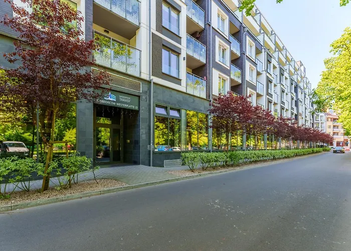 A215 - Parking Bawialnia Basen Fitnes W Cenie - Nadmorskie Tarasy - Apartament *