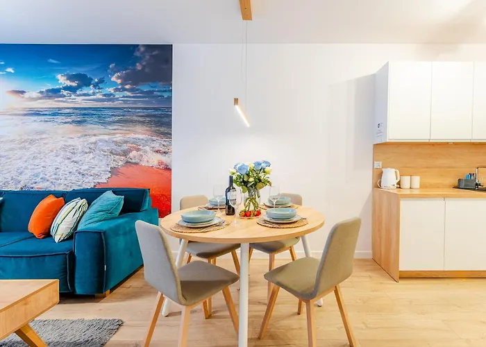 A215 - Parking Bawialnia Basen Fitnes W Cenie - Nadmorskie Tarasy -